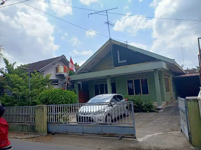 Dijual tanah bonus bangunan rumah di pusat kota Jogja dekat Malioboro