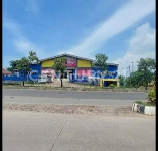Dijual tanah&bangunan ex Bengkel Mobil di Karawang Barat.