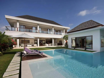 Sewa Villa Harian Mewah dan Bagus 4 Kamar di Canggu Bali - BVI11126