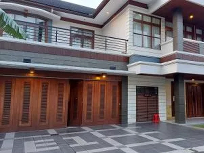 Dijual Rumah 2 Lantai di Kemang Jakarta