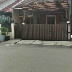 Rumah Asri Minimalis Puri Dago Raya Bandung