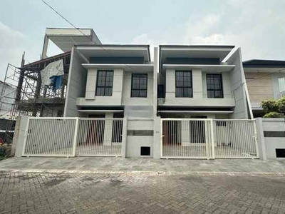 Rumah Baru Surabaya Barat Dekat Raya Wiyung Tol Gunung Sari