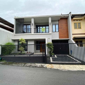 Rumah Full Furnished 5 Menit Kampus Upn Di Condongcatur Sleman