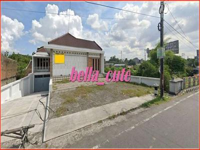 Dijual Ruko Strategis Tepi Jalan Utama, 5 Menit JEC Jogja