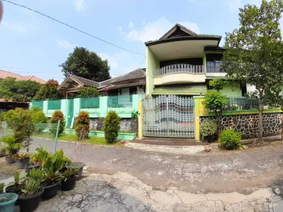 Dijual Rumah Mewah View Kota Smarang Di Villa Aster Banyumanik