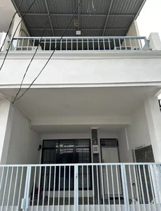 Dijual Rumah Minimalis 2 Lantai dalam Perumahan Area BSD Tangsel