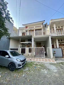 Rumah 2 Lantai Cantik Siap Huni Pandanwangi Malang