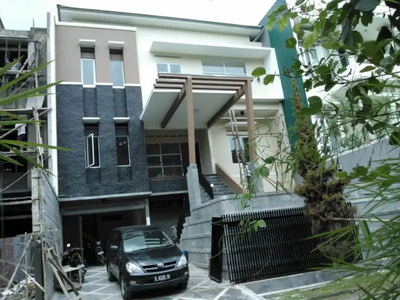 Rumah Bagus Modern Setra Duta Kota Bandung