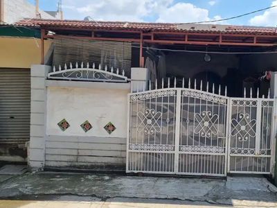 Rumah Bagus Unfurnished di Villa Mutiara Gading , Bekasi b0479