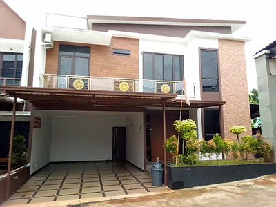 RUMAH FULL FURNISHED DEKAT KOTAWISATA CIBUBUR