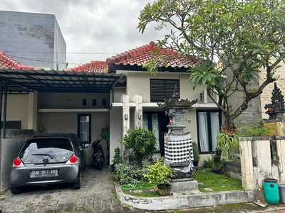Rumah Kesambi Kerobokan Bali