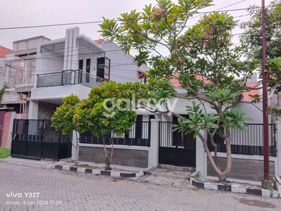 Rumah Medokan Asri Barat 1.5 Lantai Hadap Timur