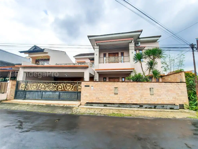 Rumah Mewah Jl. Kapten Haryadi Dekat Green Hills, Merapi View