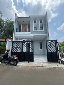 Rumah minimalis 2 lantai murah di Rangkapan Jaya Baru Depok