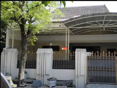Rumah Siap Huni Dekat UPN Perum Rungkut Menanggal Surabaya