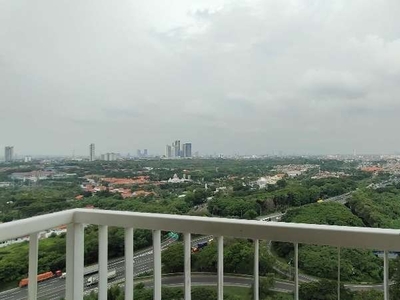 Apartemen CBD Surabaya Barat Full Furnish Sewa Murah Bisa Bulanan