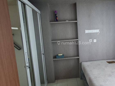 Apartemen Green Park View Daan Mogot Type 2 Kamar Tidur Bagus, ada Furnished cocok untuk keluarga, Tower F lt 7 tinggal bawah koper aja! Nego yuk sampai deal!!