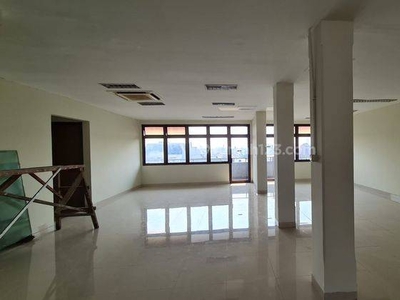 Bangunan Gedung Fatmawati 480m2 Cocok Buat Usaha