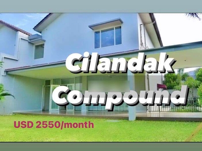 Cilandak compound with private swimming pool and garden lhhjb4