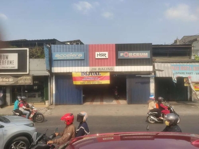 Di jual ruko depan McD Jatiwaringin