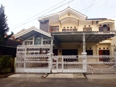 DISEWAKAN CEPAT! RUMAH DI SARIMAS ARCAMANIK BANDUNG FURNISHED BAGUS