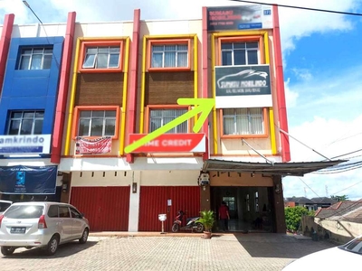 Disewakan Ruko 3 Lantai Posisi Hook di Jl. Basuki Rahmat Palembang
