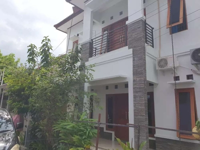 Disewakan rumah 2 lt fullfurnish di seputaran nogotirto gamping dlema