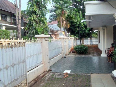 Disewakan Rumah Besar 1 Lantai Furnished Pulo Asem, Jakarta Timur Sudah Renovasi
