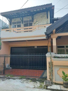 Disewakan Rumah Cengkareng,strategis,bebas banjr tidak bocor,carport