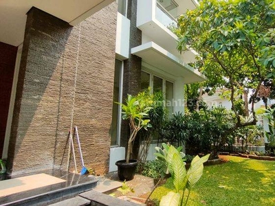 Disewakan Rumah Pondok Indah, Jakarta Selatan Full Furnished Ada Pool Siap Huni