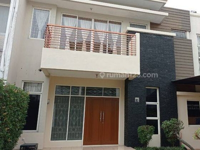 Disewakan Rumah Puri Mansion Uk 10x15, Semi Furnish