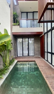 For Rent 3 BR Beautiful Modern Fully Furnished Villa at Canggu