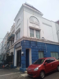 Ruko Murah Disewakan 2 Lantai Victorian Dekat Bintaro Plaza