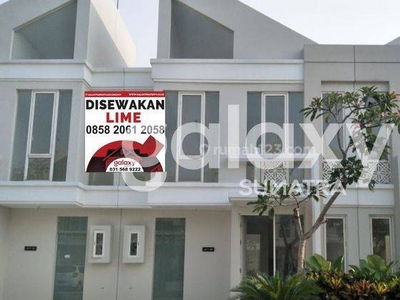 Rumah 2 Lantai Bagus di Grand Pakuwon Cluster Adelaide, Surabaya