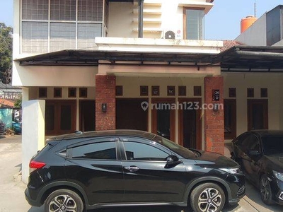 Rumah 2 Lantai Bagus Semi Furnished di Jagakarsa, Jakarta Selatan