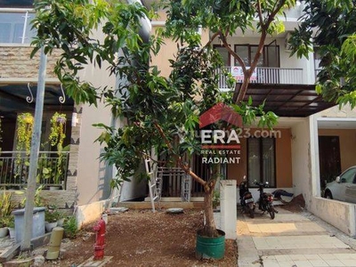 Rumah 2 Lantai Sudah Renovasi di Bintaro Jaya