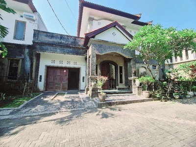 Rumah cozy strategis Semer Kerobokan Bali