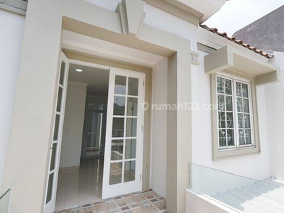 Rumah di Bekasi Cibubur Strategis Dekat Pusat Belanja Harga Nego J16264