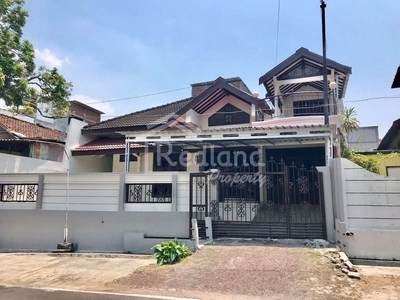 Rumah di daerah Kedungmundu , Semarang ( Wn 5575 )