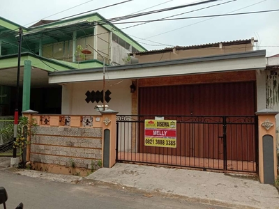 Rumah Di Tempat Strategis Jl. Ronggolawe Semarang