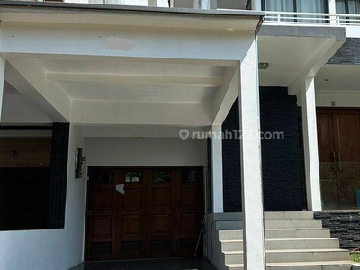 Rumah mewah furnish d pik d sewakan cepat