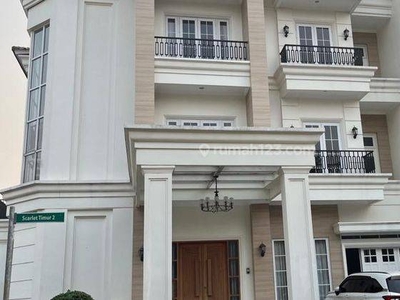 Rumah Mewah Furnished Komplit Lift Swim Pool di The Springs Gs