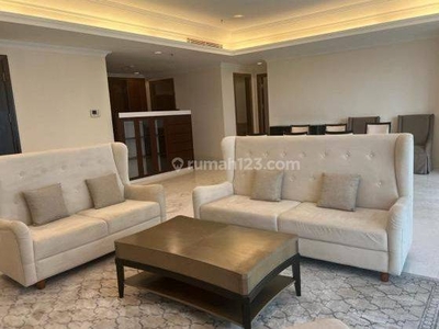 Sewa Apartement Bagus Botanica 4 BR 288 M2