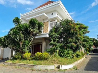 SEWA Rumah 2 Lantai Hook Megah Palm Spring Jambangan Surabaya Selatan