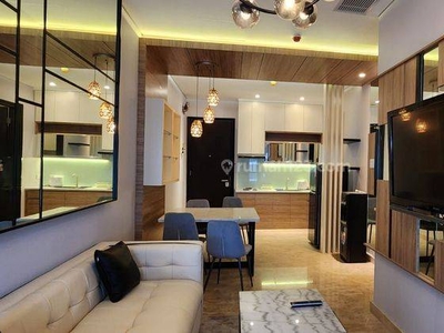 South Hills Apartemen 2 BR Wood Accents Full Furnished Jakarta Selatan