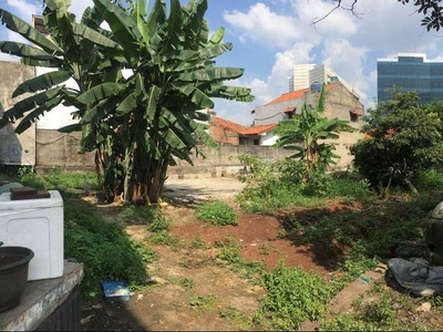 Tanah Berkikut Bangunan siap bangunan di Petukangan Jakarta selatan