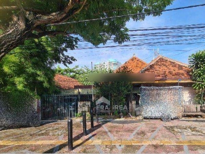 Tanah strategis tengah kota Semarang bonus bangunan rumah dijual di Mt