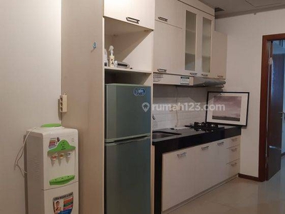 Thamrin Residences 1 BR Furnished, Low Floor, Tower Bougenville, Sertifikat, Nego