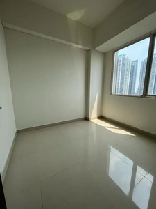 1BR+1 Unfurnished Apartemen Westmark Mall Taman Anggrek Jakarta Barat