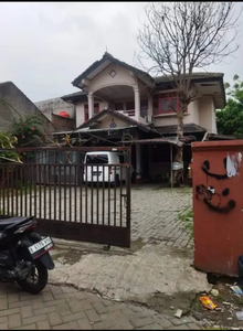 Di jual cepat rumah tua hitung Tanah saja gondrong Cipondoh kota tgr